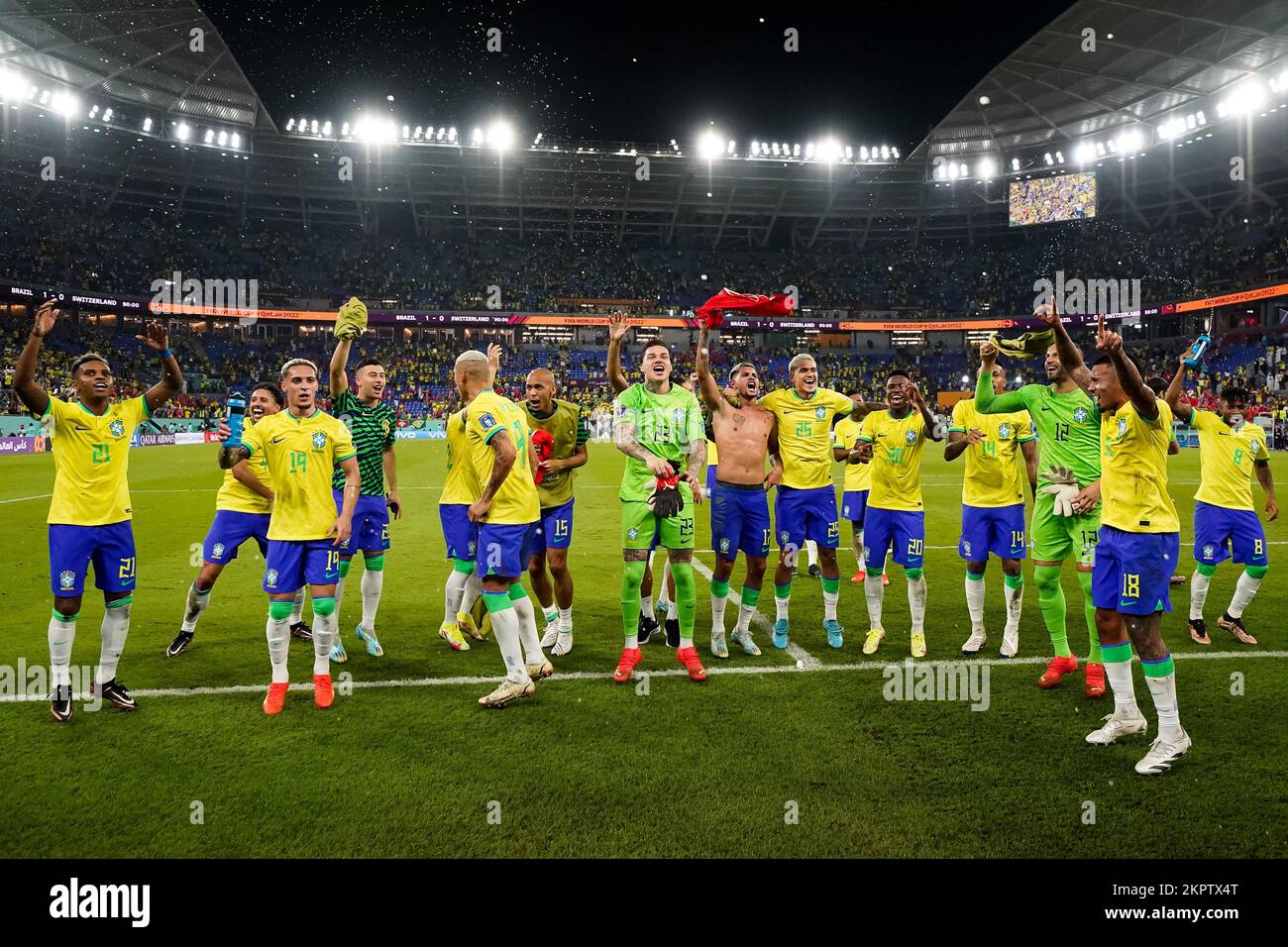 DOHA, QATAR - NOVEMBER 28: Players of Brazil celebrate the victory after the FIFA World Cup Qatar 2022 group G match between Brazil and Switzerland at Stadium 974 on November 28, 2022 in Doha, Qatar. (Photo by Florencia Tan Jun/PxImages) Stock Photo