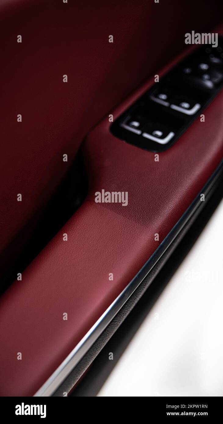 cleaning leather upholstery effect before and after Stock Photo Alamy