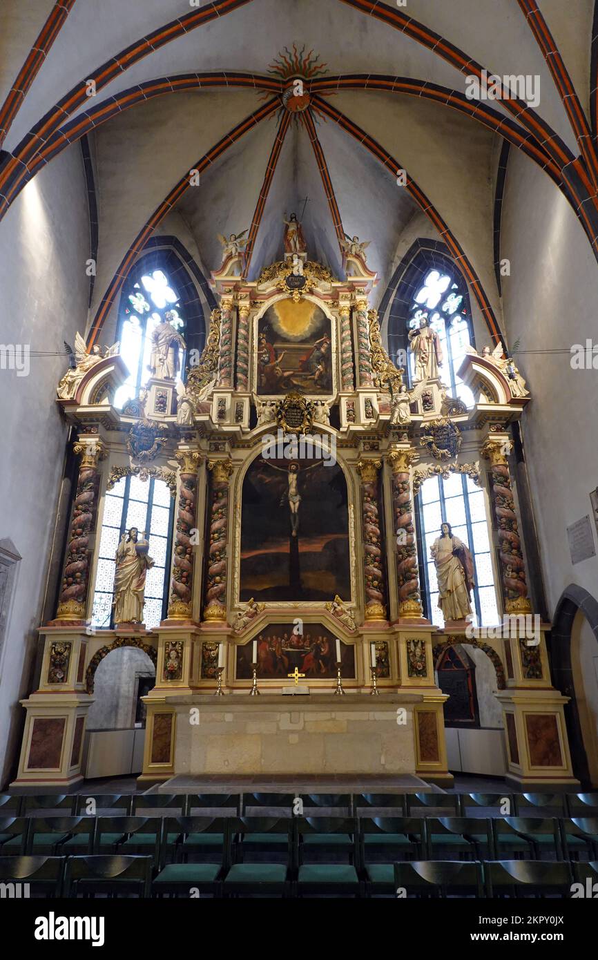 Innenansicht der evangelischen St. Blasius Kirche - Hochaltar, Niedersachsen, Deutschland, Hannoversch Münden Stock Photo
