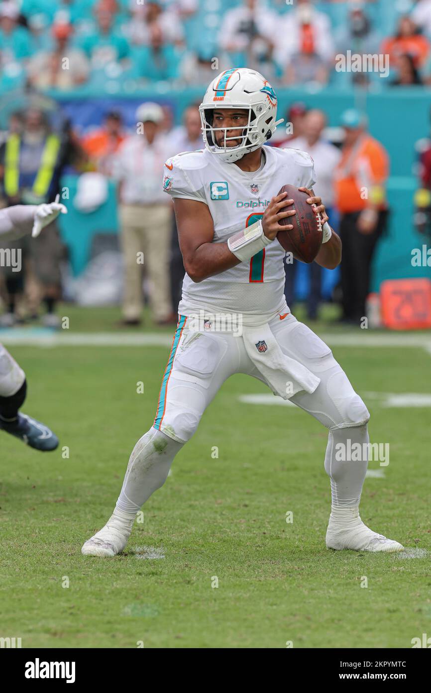 Thursday, November 11, 2021; Miami Gardens, FL USA; Miami Dolphins  quarterback Tua Tagovailoa (1) drops back to pass while Baltimore Ravens  inside li Stock Photo - Alamy