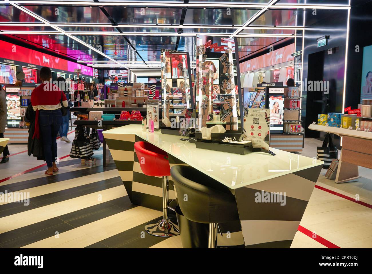 HONG KONG - CIRCA DECEMBER, 2019: interior shot of Sephora Hong Kong's new flagship store in IFC mall. Sephora is a French multinational retailer of p Stock Photo