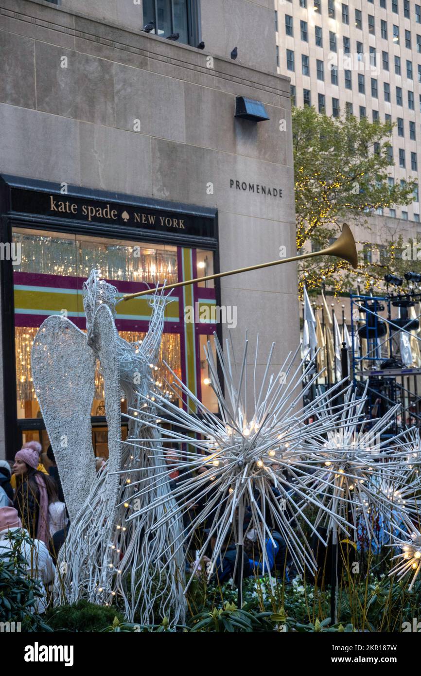 Herald Angel Figure at Rockefeller Center during the holiday season, NYC, USA  2022 Stock Photo