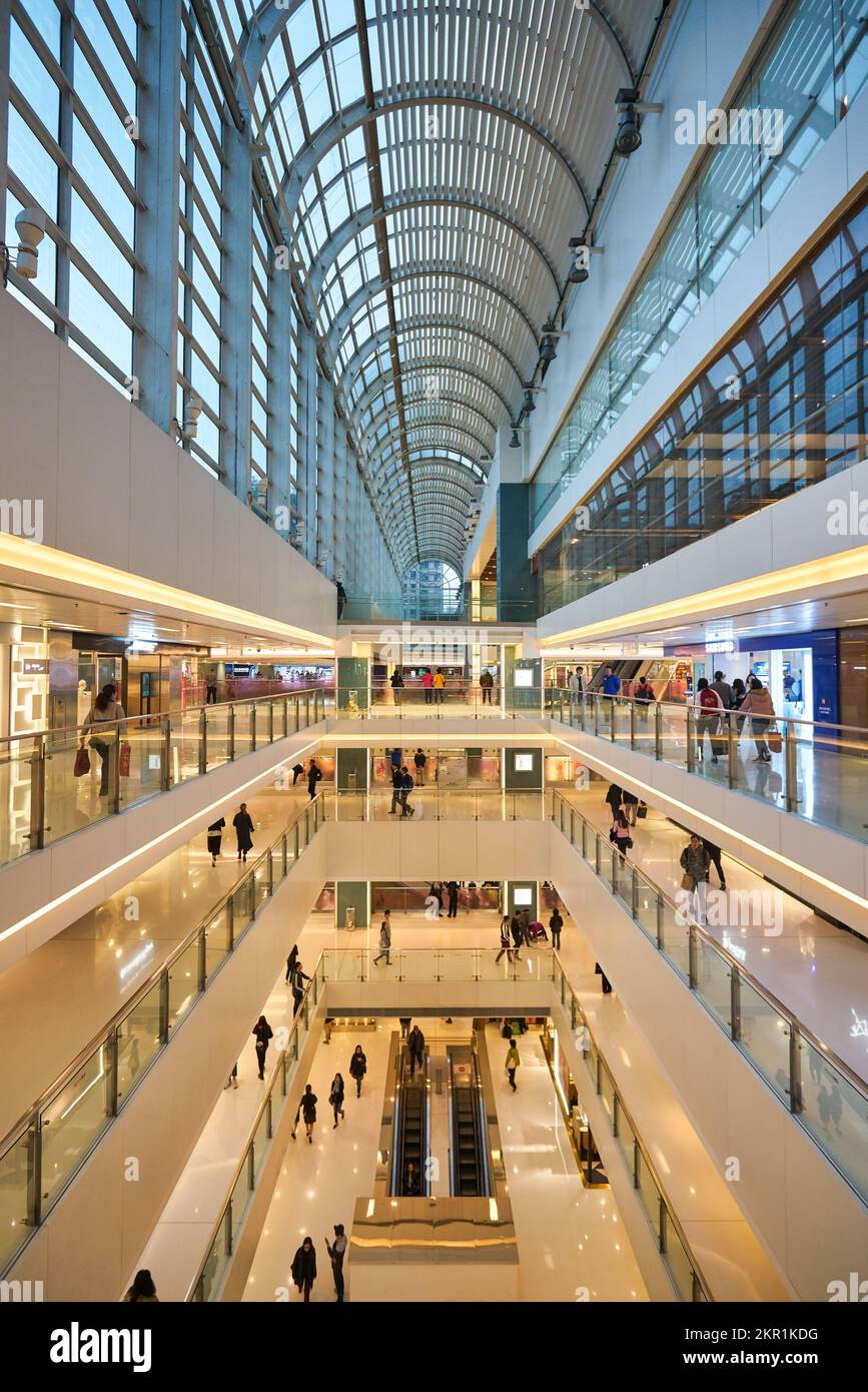 Hong kong shopping mall ceiling hi-res stock photography and images - Alamy
