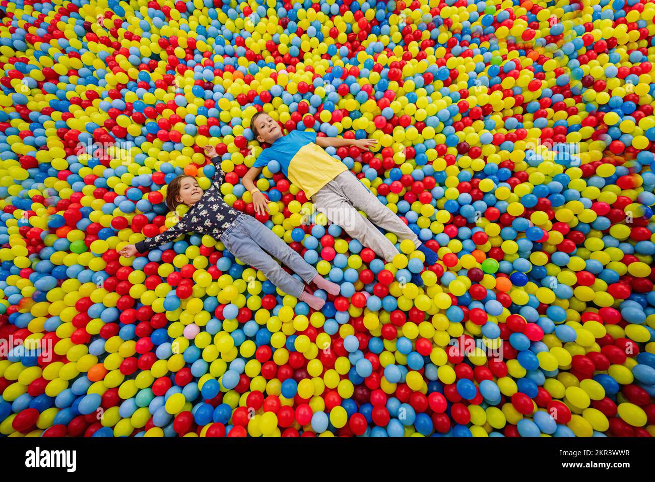 Children play ball in schoolyard hi-res stock photography and images ...