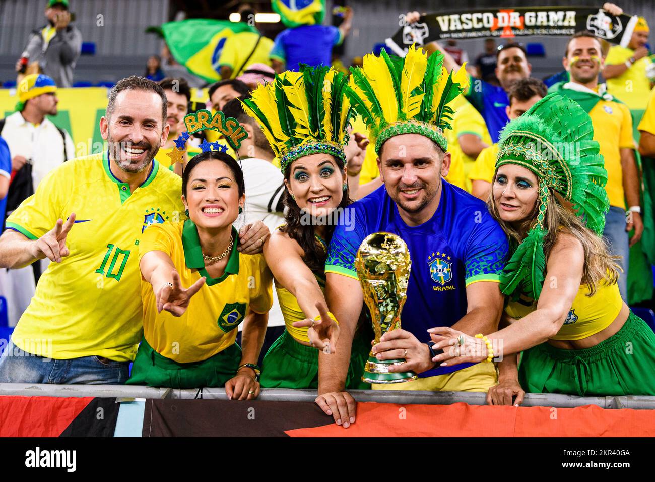 Doha, Qatar. 28th Nov, 2022. Estadio 974 Fans of Brazil before the match between Brazil and Switzerland, valid for the group stage of the World Cup, held at Estadio 974 in Doha, Qatar. (Marcio Machado/SPP) Credit: SPP Sport Press Photo. /Alamy Live News Stock Photo