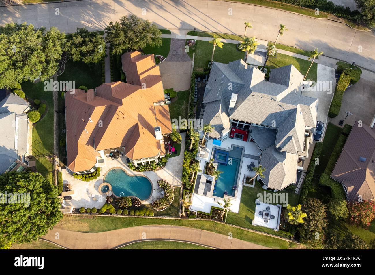 These for-sale NYC homes come with rare basement-level pools | New York Post, image size:1300x956