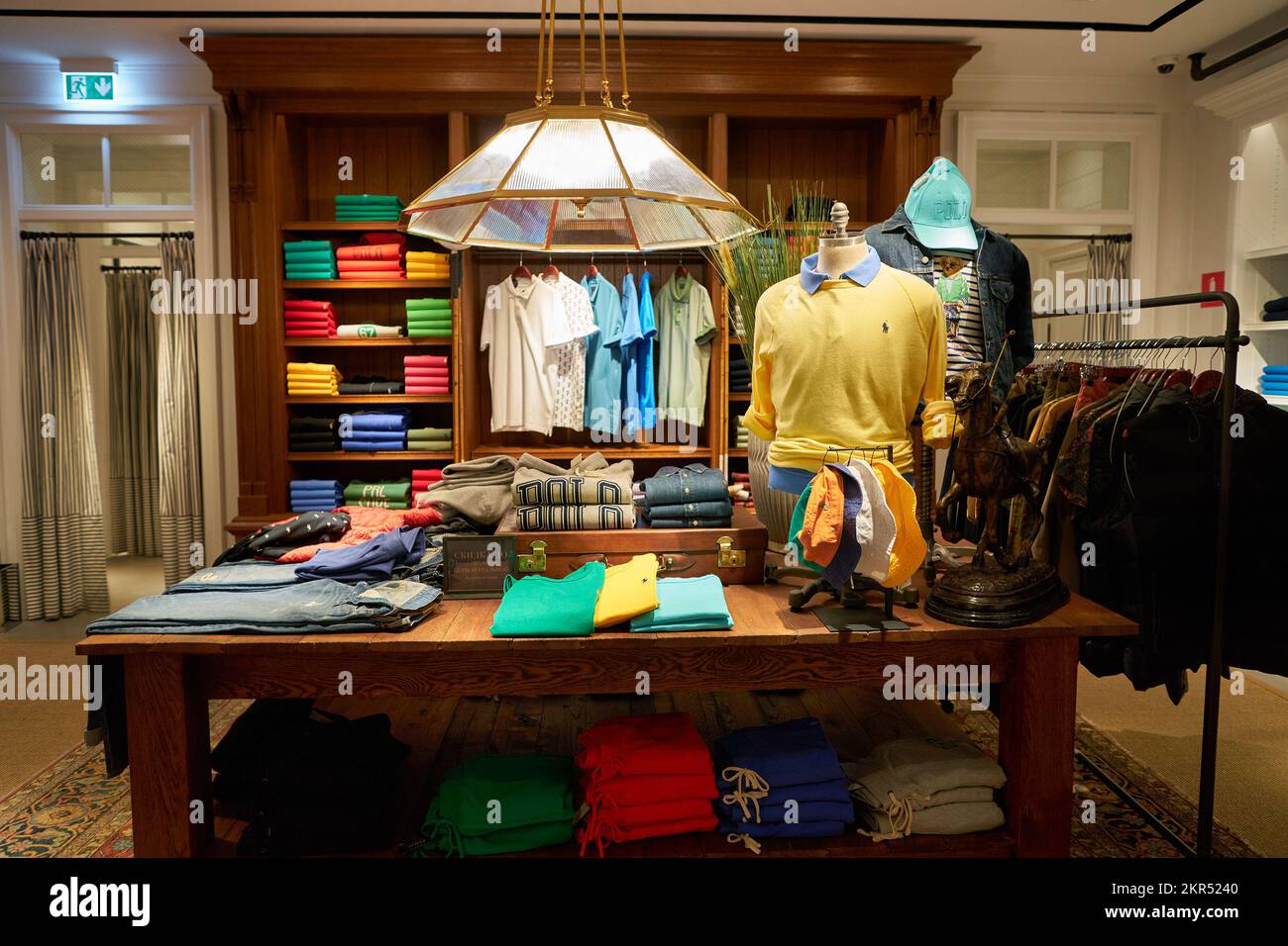 Polo ralph lauren outlet inside interior clothing apparel hi-res stock  photography and images - Alamy