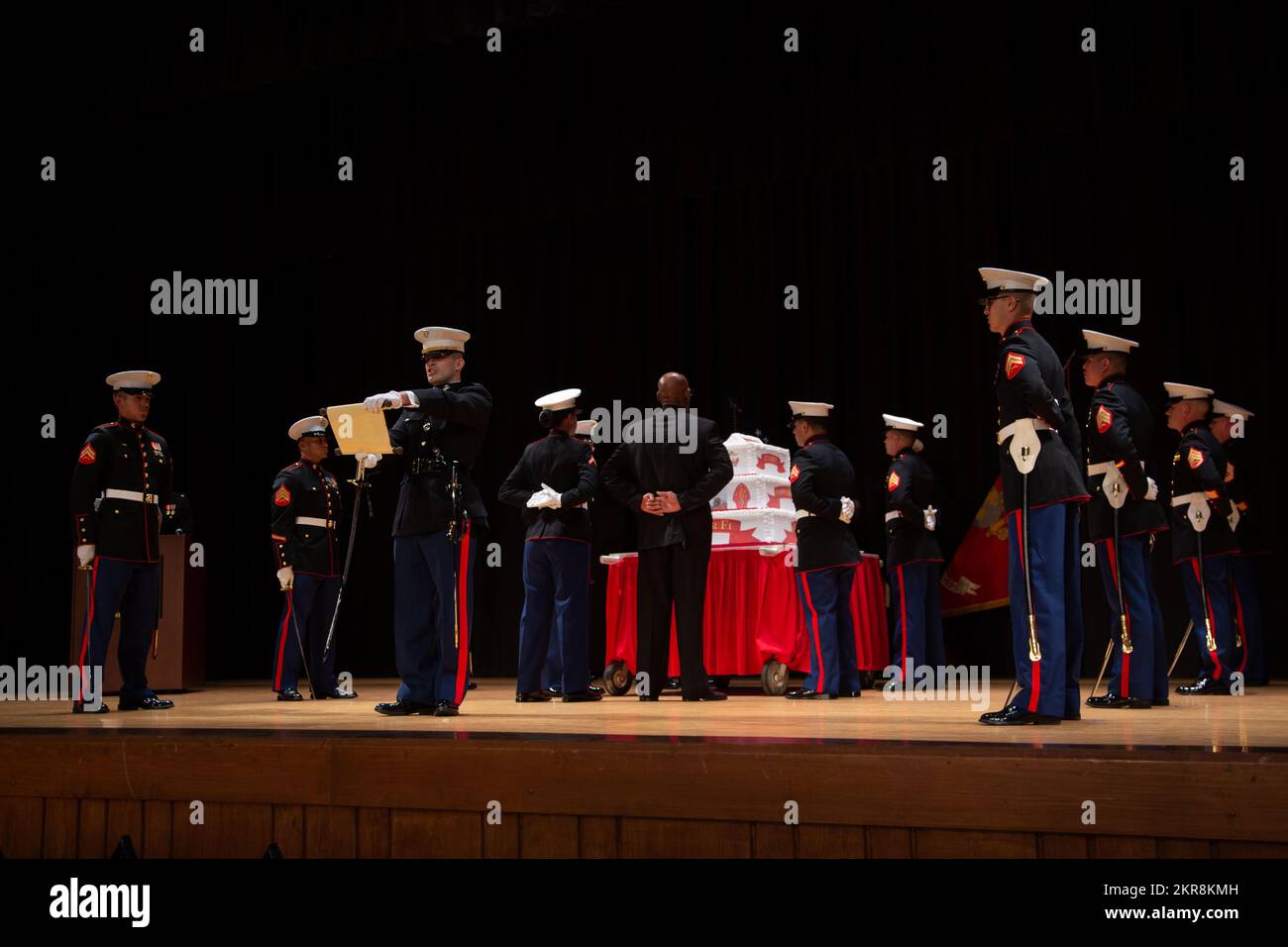 247th marine corps birthday hi-res stock photography and images - Alamy