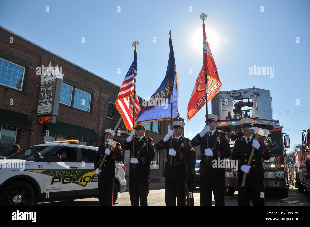 Leavenworth veterans day parade