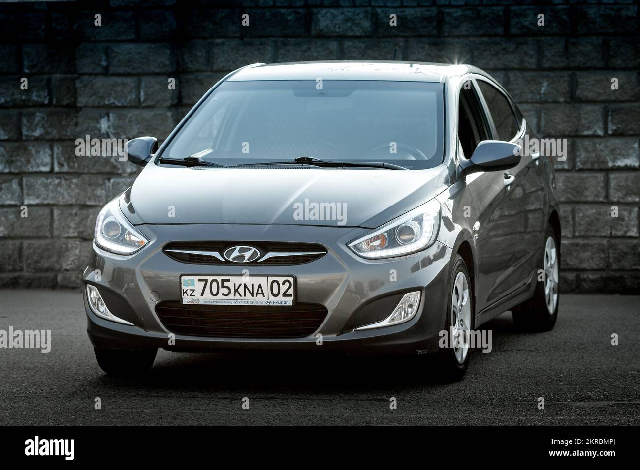 https://c8.alamy.com/comp/2KRBMPJ/hyundai-accent-in-grey-color-with-almaty-car-number-front-view-2KRBMPJ.jpg