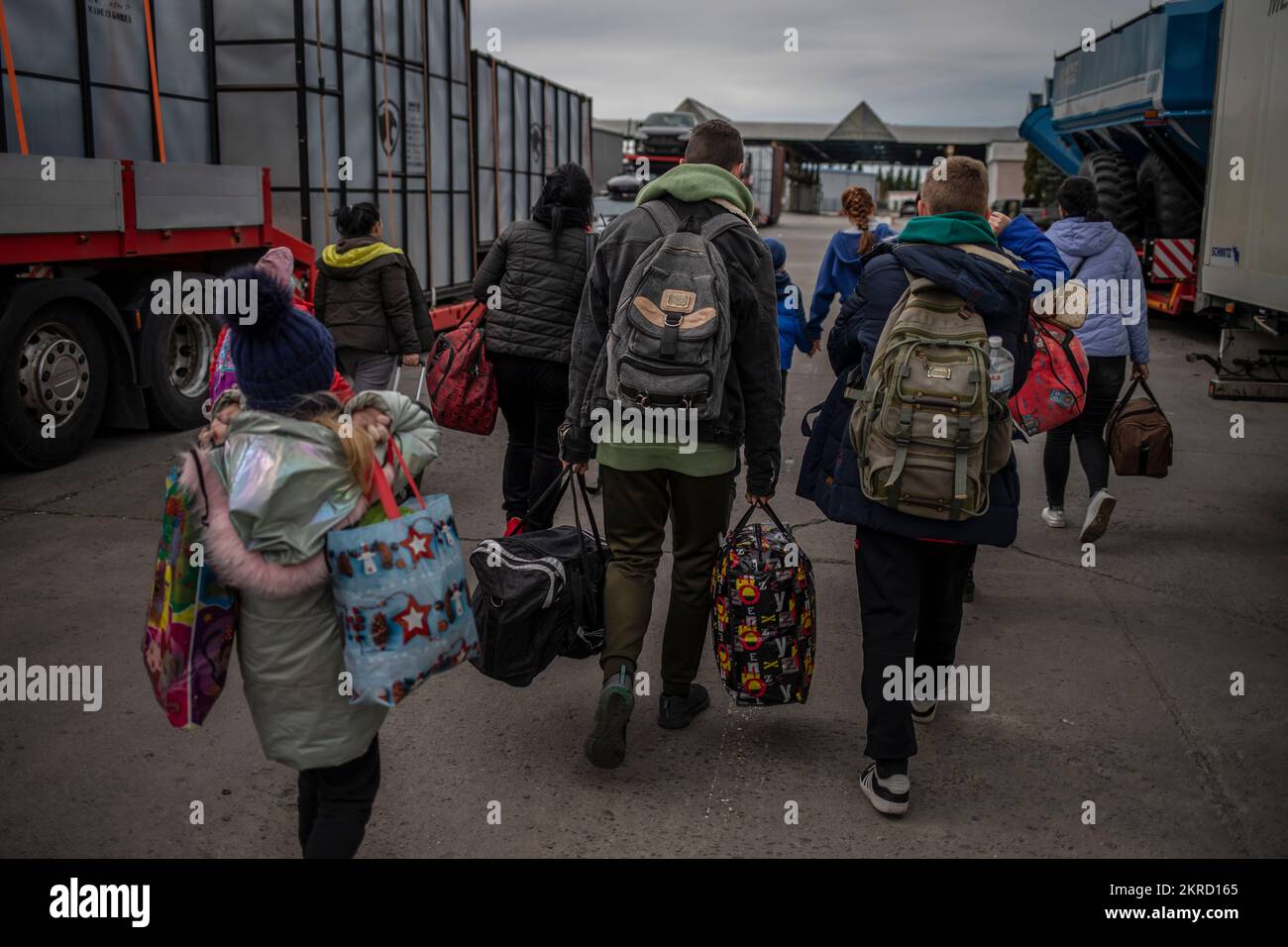 Ukraine war displaced 2022 Stock Photo