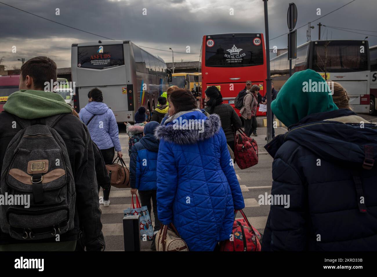 Displaced families in Ukraine Stock Photo
