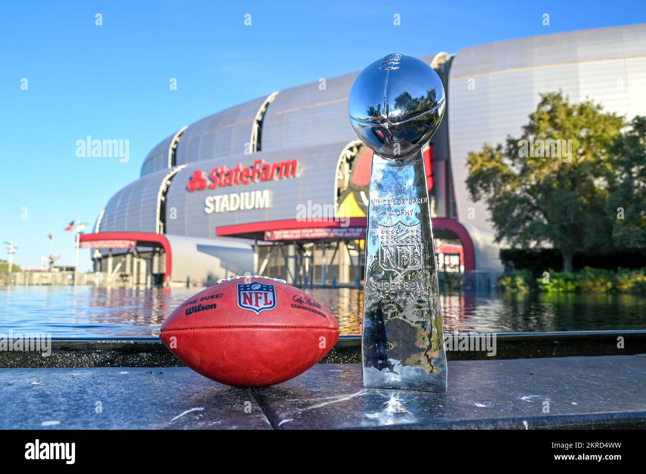 A general overall view of an official Wilson NFL “The Duke” football, the Super Bowl Vince Lombardi Trophy and State Farm Stadium, Tuesday, Sep. 27, 2 Stock Photo