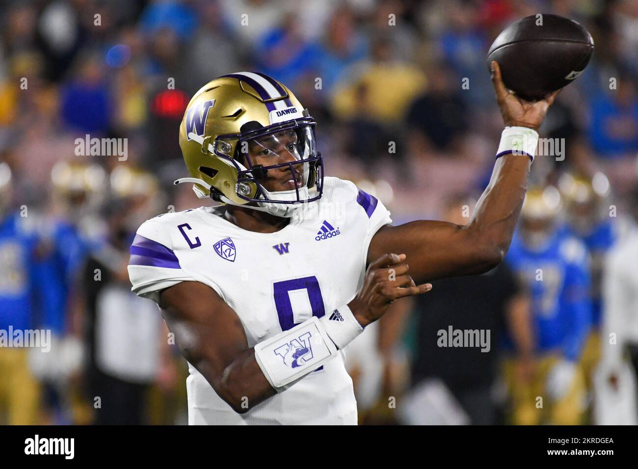 Washington Huskies quarterback Michael Penix Jr. (9) throws the ball during an NCAA football game against the UCLA Bruins, Friday, Sep. 30, 2022, in P Stock Photo