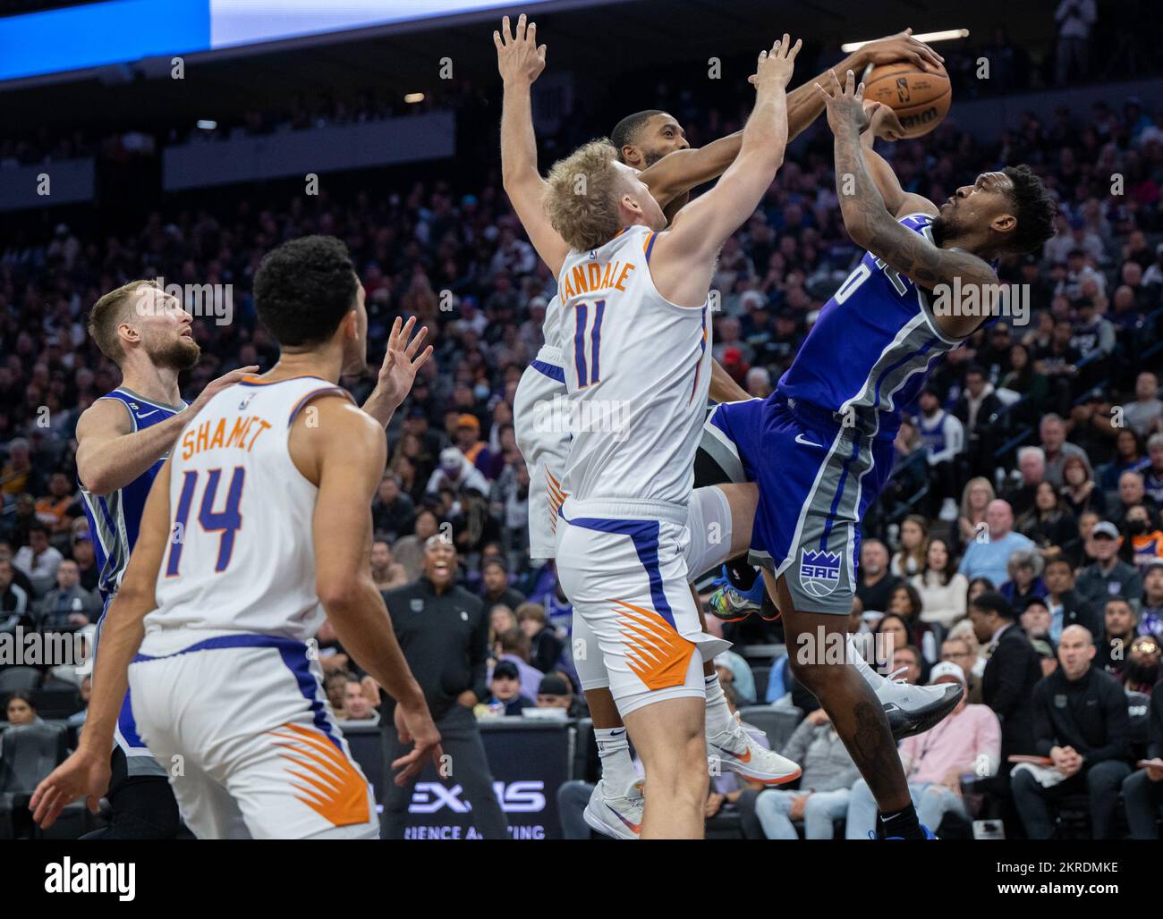 Phoenix Suns center Jock Landale (11) in the second half of an NBA  basketball game Wednesday, Jan. 11, 2023, in Denver. (AP Photo/David  Zalubowski Stock Photo - Alamy