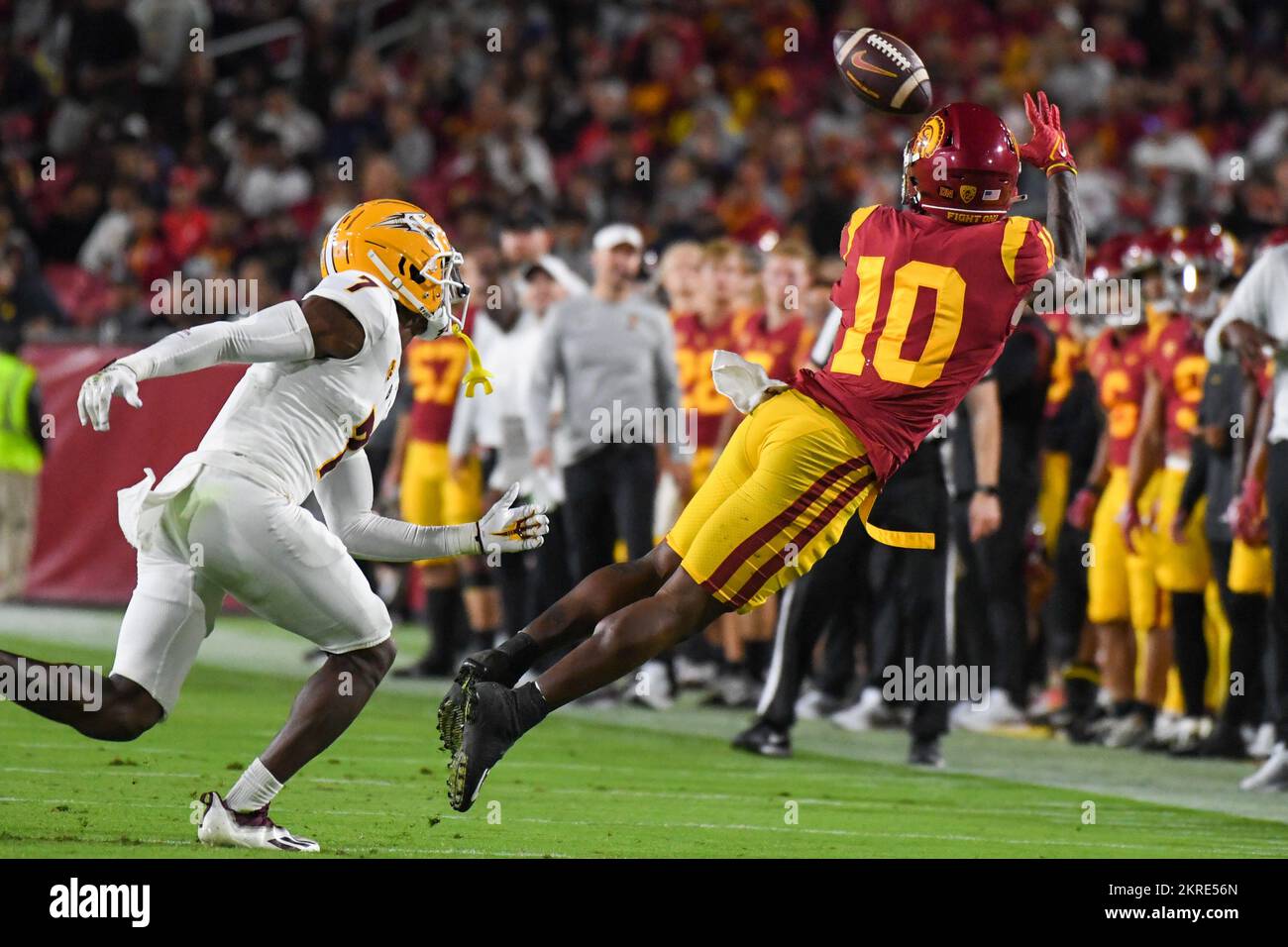 Southern California Trojans wide receiver Kyron Hudson (10) catches the ball during an NCAA football game against the Arizona State Sun Devils, Saturd Stock Photo