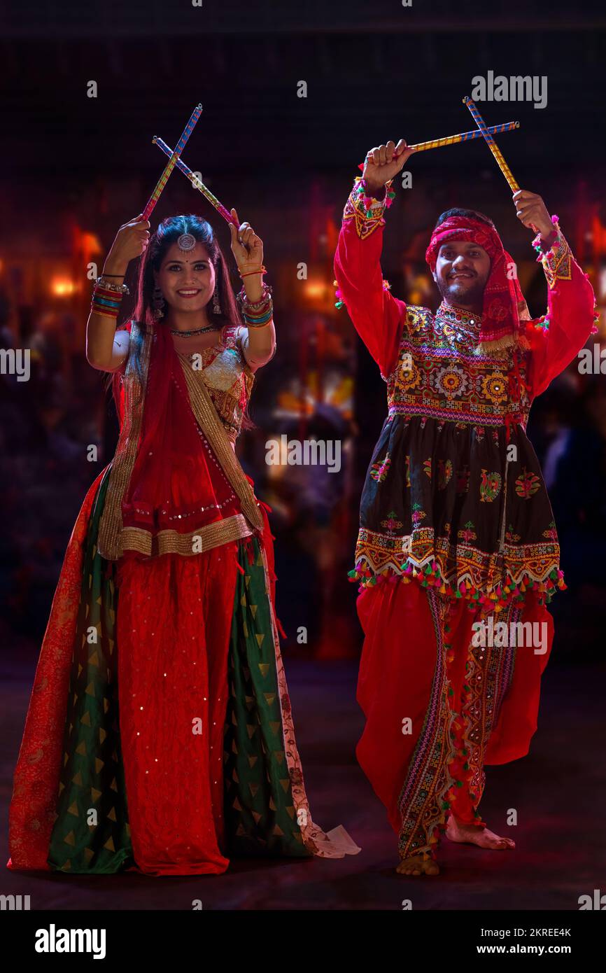 Garba traditional hi res stock photography and images Page 8 Alamy