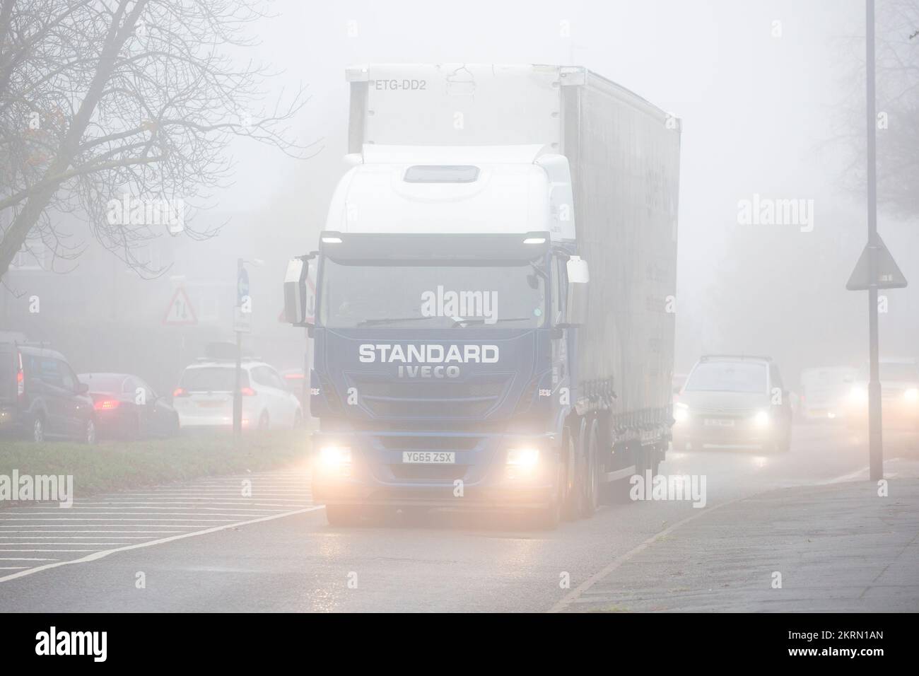 Kidderminster, UK. 29th November, 2022. UK weather Dense fog and mist