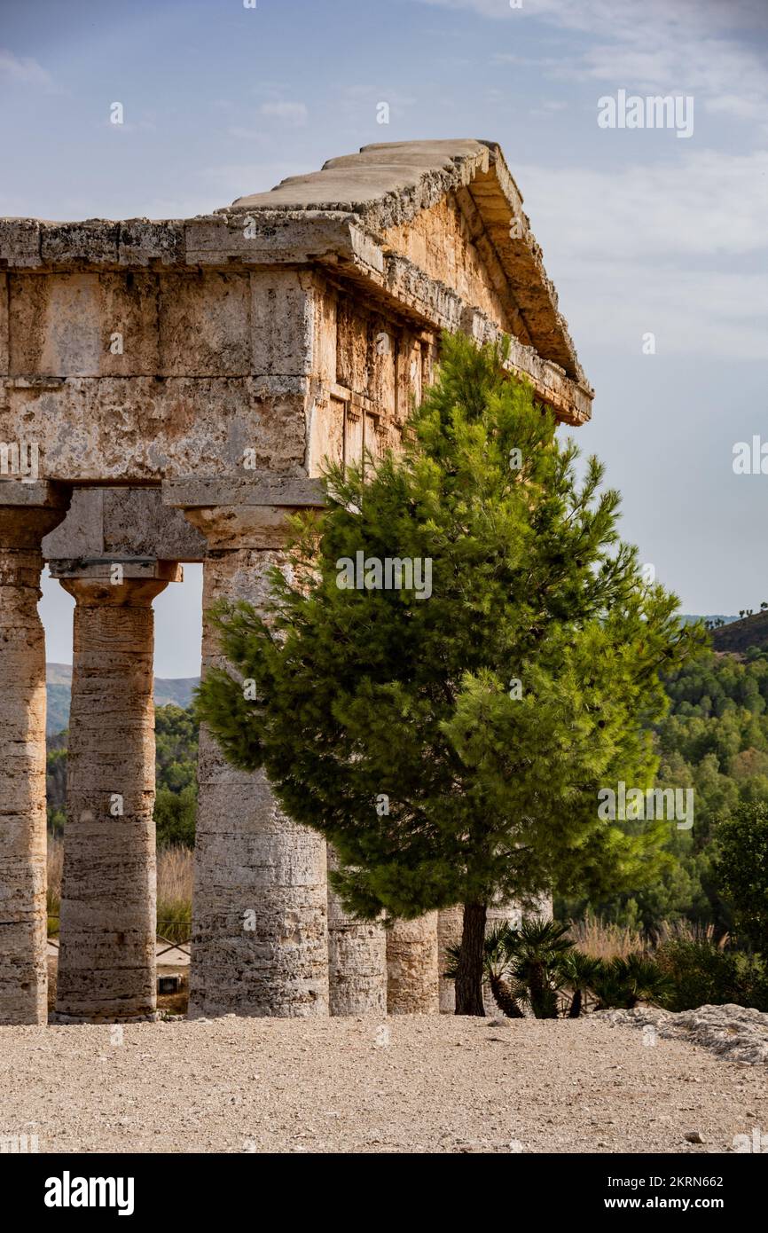 Segesta temple, ruins Stock Photo