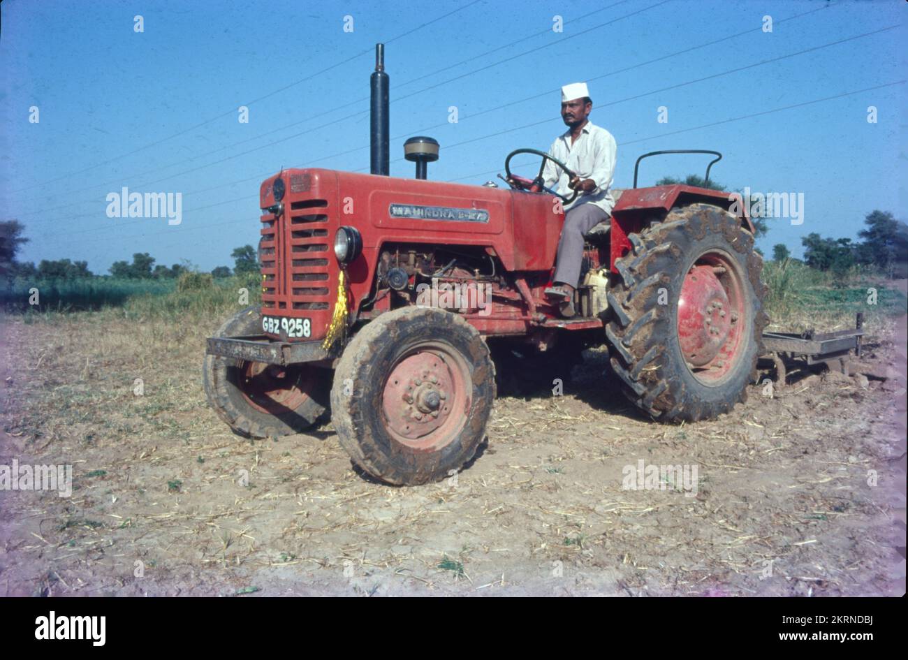 Tractors are generally associated with farming as farmers use them  alongside machinery to perform implements like ploughing, tilling, sowing,  and harrowing. In addition, a tractor is used for pushing or pulling the