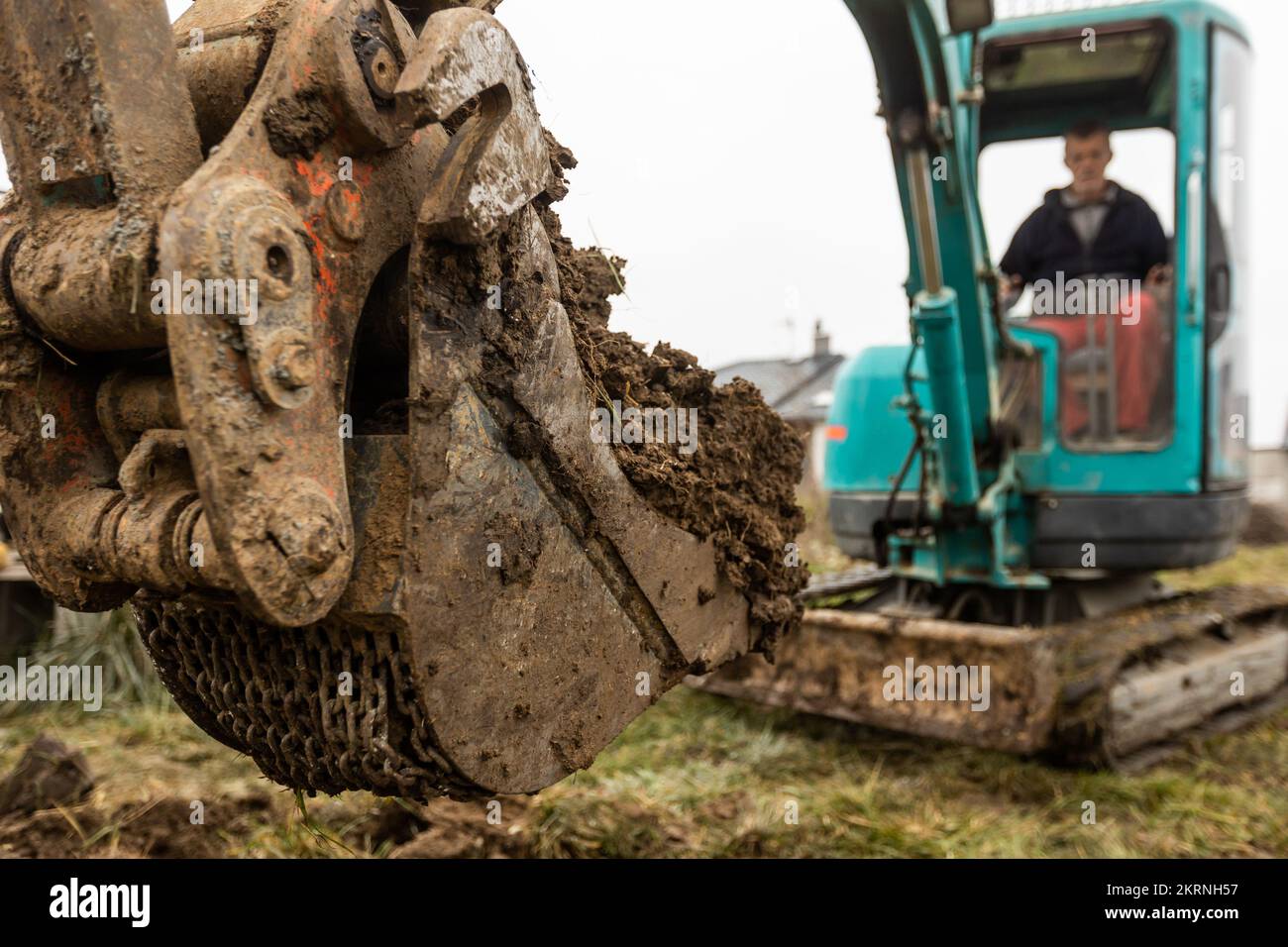 Excavator Clay, Excavator Clay is a great tool for desert habitats. You  can mix it with different ratios of water to get different results, but for  shaping it like clay