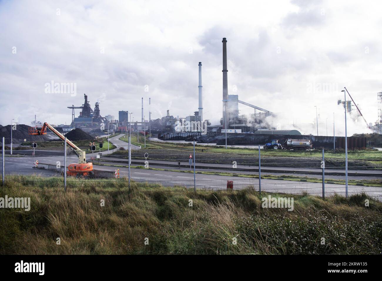 Tata steel factory in Ijmuiden, Netherlands Stock Photo - Alamy