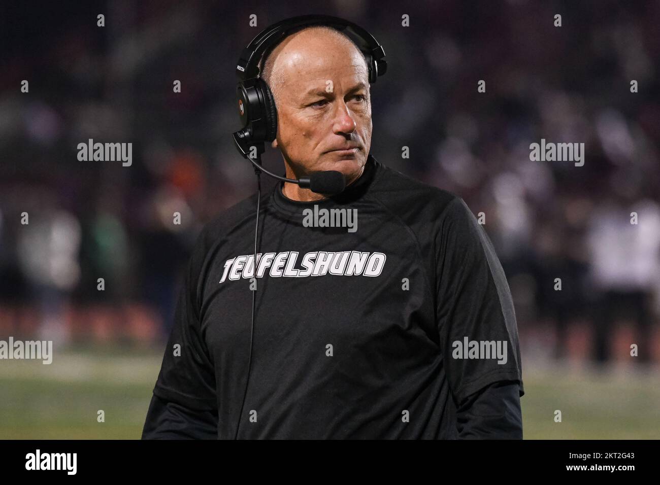 Los Alamitos Griffins head coach Ray Fenton during a CIF Southern