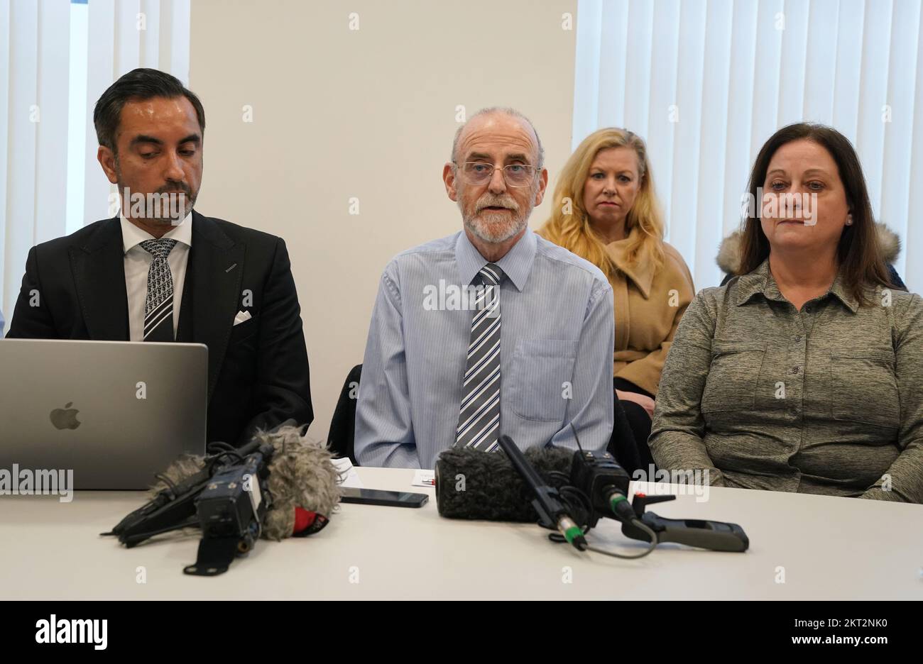 Lawyer Aamer Anwar alongside Alan Wightman(c) and Helen Lee Keenan(r) from the Scottish members of the Covid-19 Bereaved Families for Justice group during a press conference at the Leonardo Hotel, Edinburgh, after they met Lord Brailsford, the new chair of the Scottish Covid-19 public inquiry. Picture date: Tuesday November 29, 2022. Stock Photo