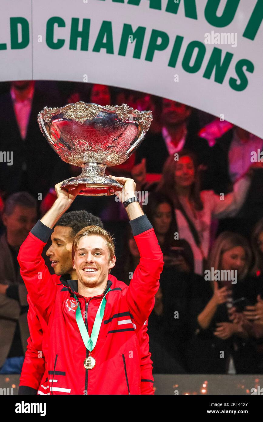 The canadian team celebrates its first ever Davis Cup final victory in