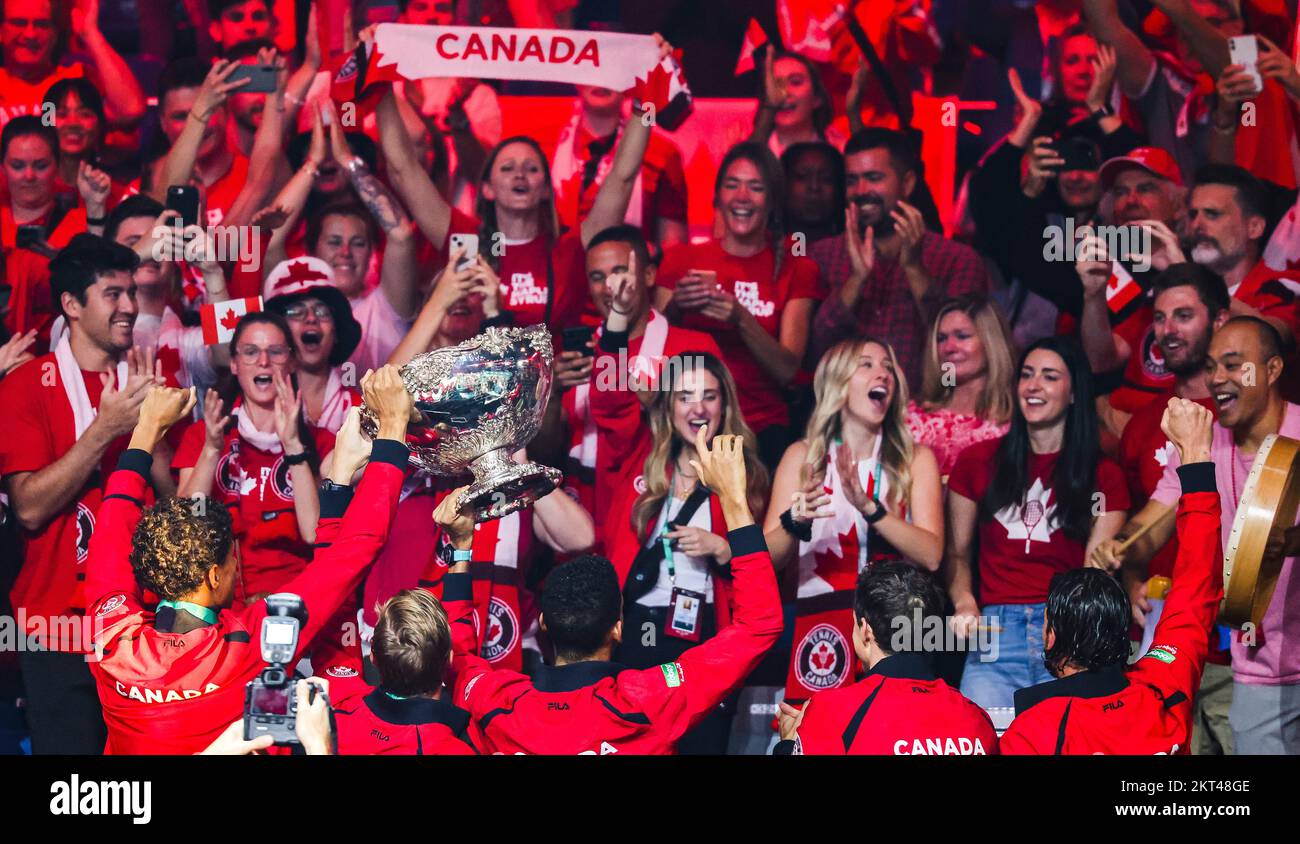 The canadian team celebrates its first ever Davis Cup final victory in