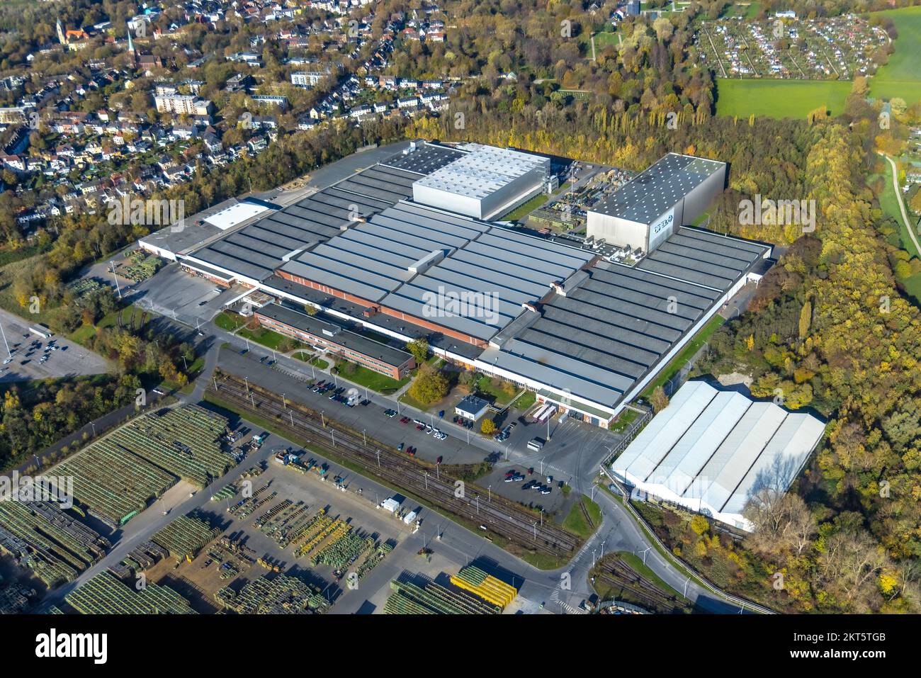 Aerial view, Neovia Logistics Germany GmbH, Opel Plant III, Opel Group  Warehouse, goods distribution center, Langendreer, Bochum, Ruhr area, North  Rhi Stock Photo - Alamy