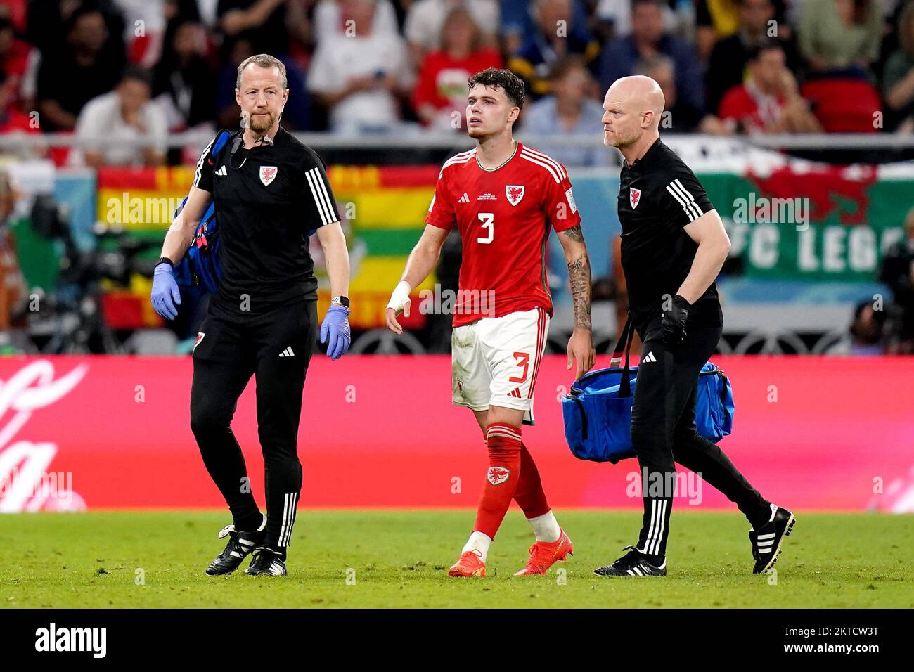 Qatar fifa 2022 injury hi-res stock photography and images - Alamy