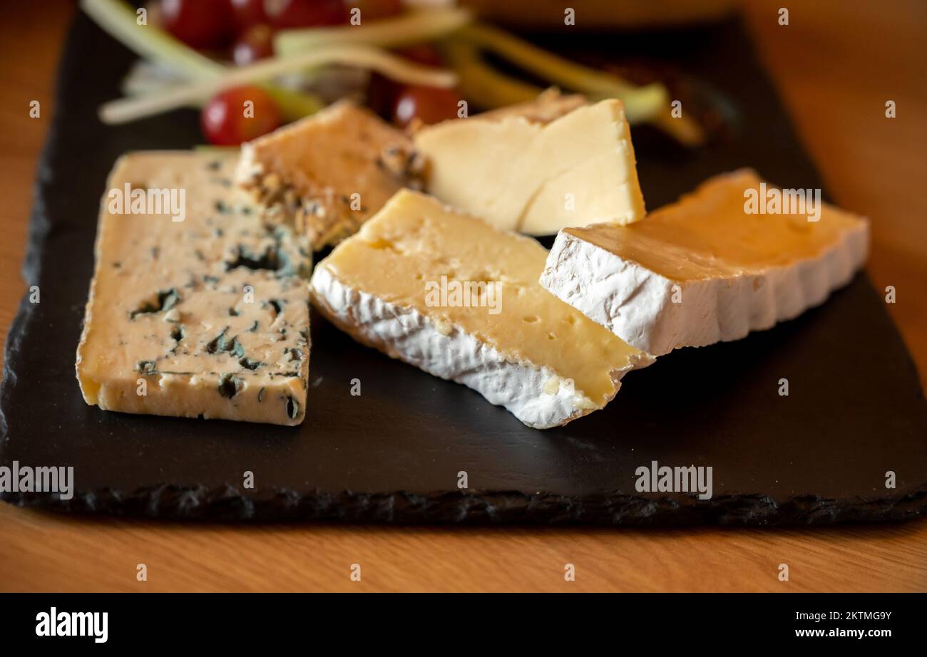 Scottish cheeses hires stock photography and images Alamy