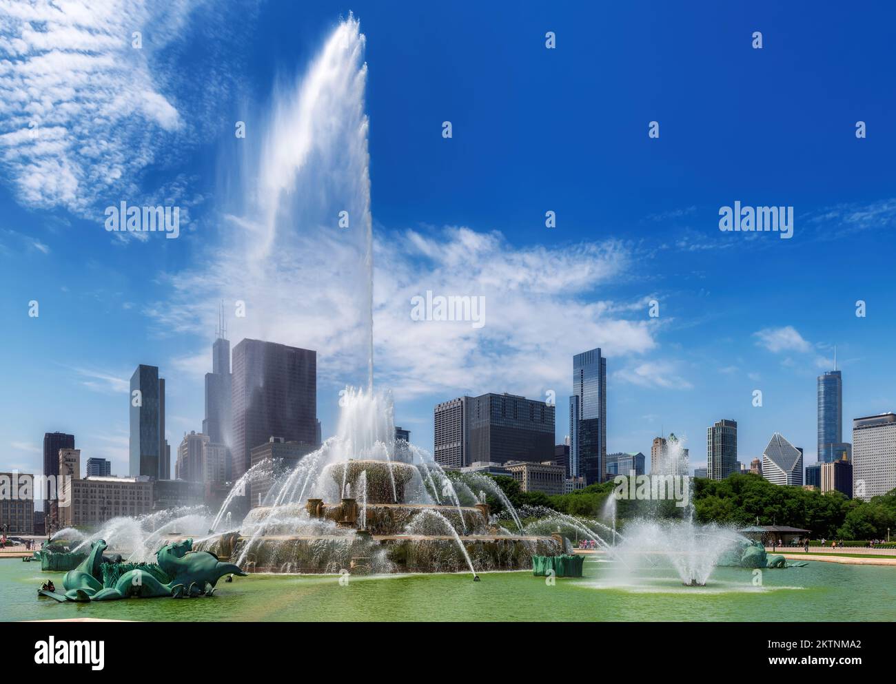 Chicago skyline with skyscrapers and Buckingham fountain at sunny day, Chicago, Illinois, USA. Stock Photo