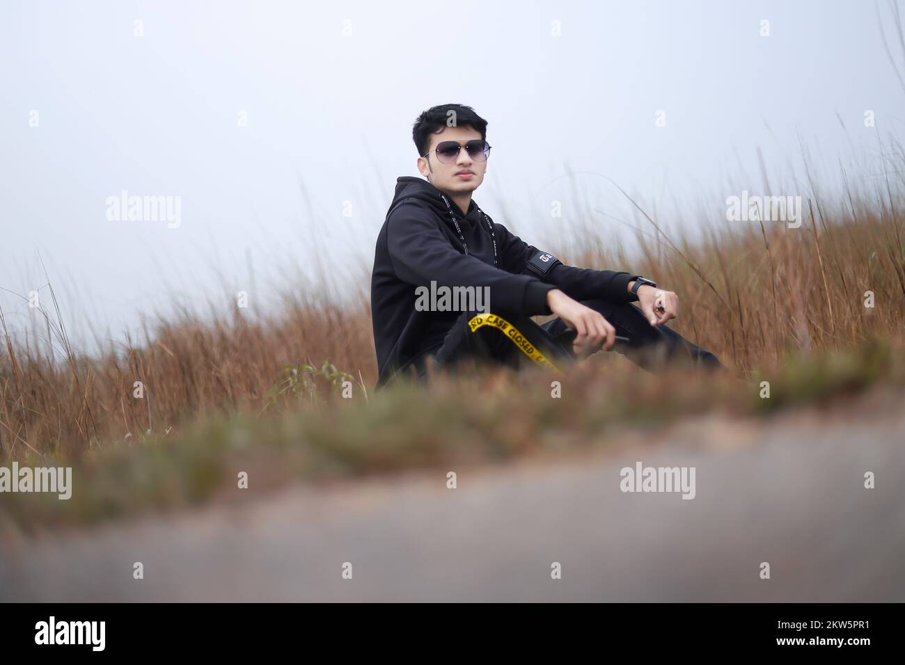 500+ Boy Winter Images, Stock Photos & Vectors 2023 | Handsome Boy Winter Pose Free Stock Images Download on Alamy | Perfect Winter Pose Images Stock Photo
