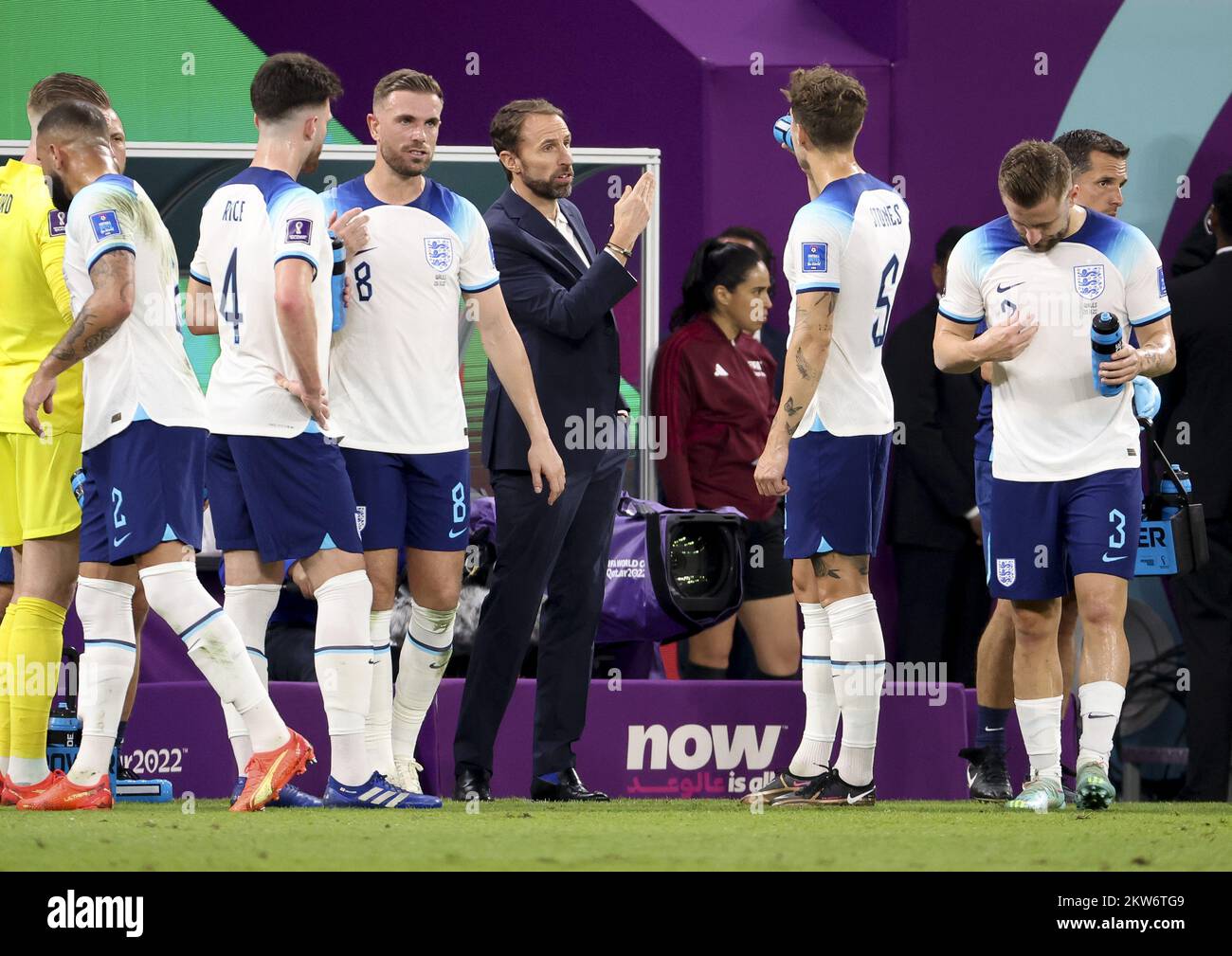 Coach of England Gareth Southgate talks to his players during the FIFA World Cup 2022, Group B