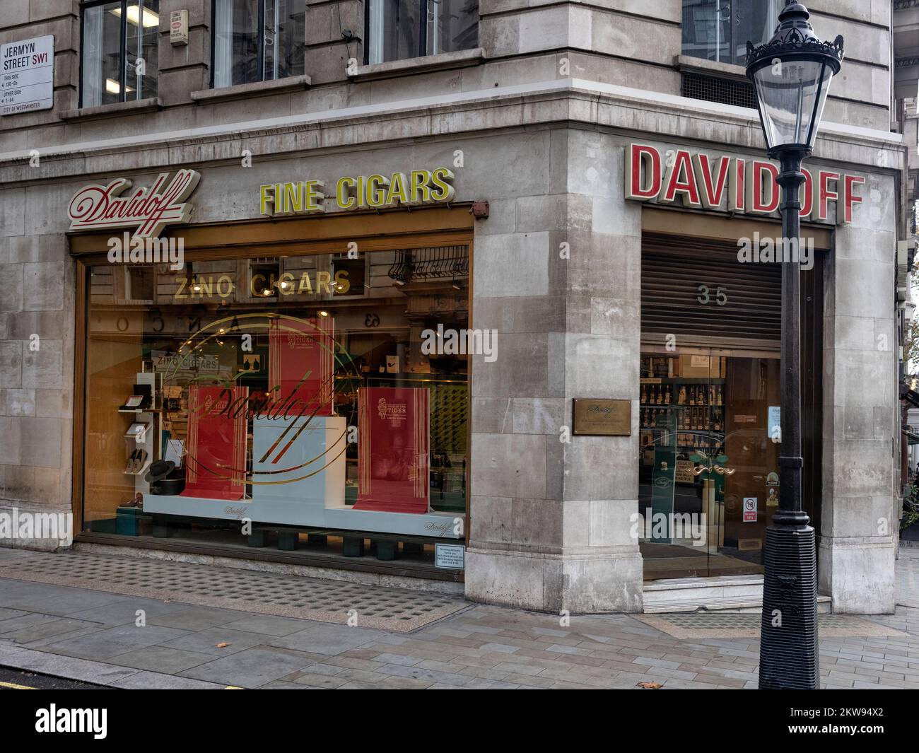 LONDON, UK NOVEMBER 16, 2022 Exterior view of Davidoff cigar shop in St James' Street