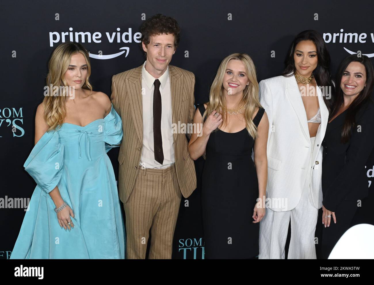 Los Angeles, USA. 29th Nov, 2022. Zoey Deutch, Daryl Wein, Reese  Witherspoon, Shay Mitchell & Lauren Levy Neustadter at the premiere for  