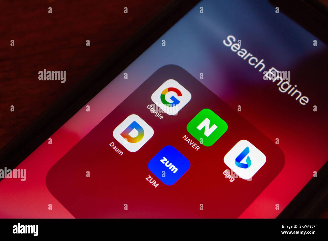 Vancouver, CANADA - Nov 7 2022 : South Korea’s popular internet search engine and web portal icons (Google, Naver, Bing, Daum and Zum) on an iPhone. Stock Photo
