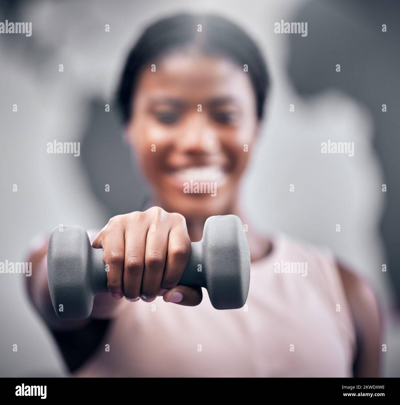 Black woman gym weights hires stock photography and images Alamy