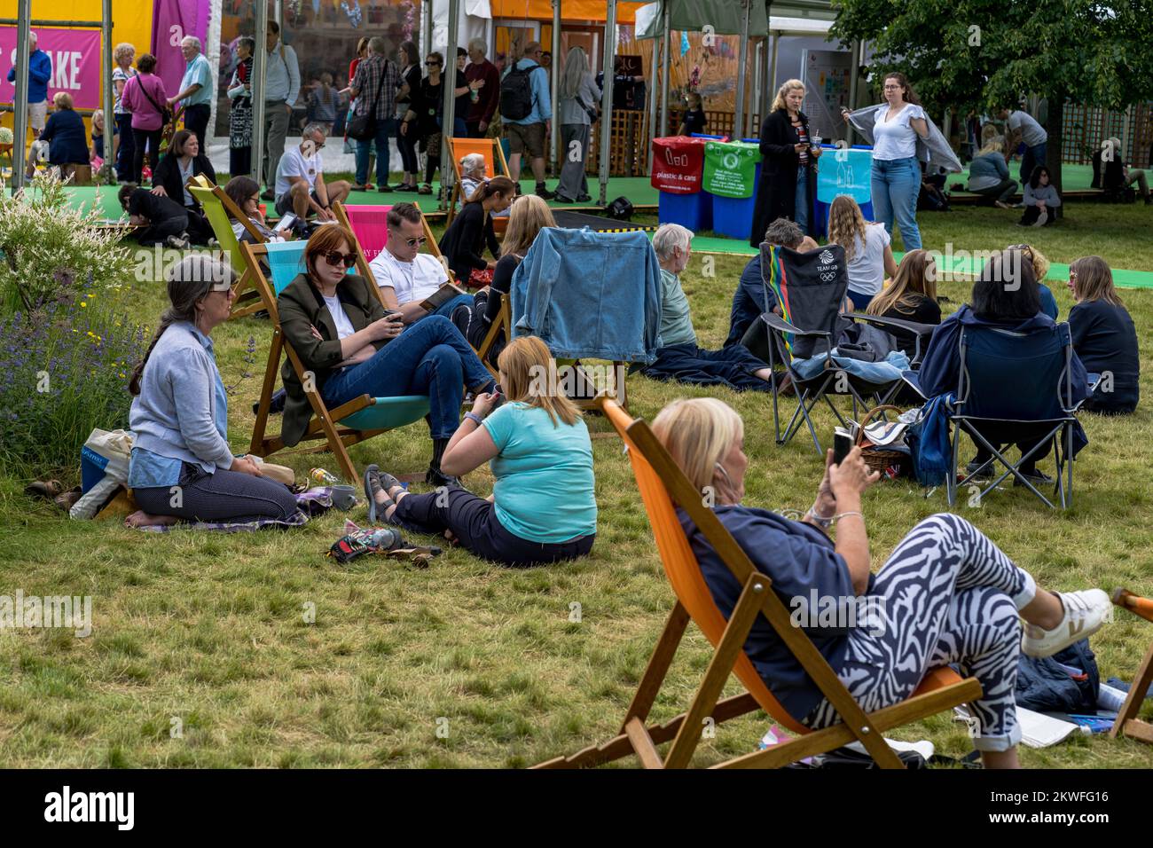 Crowds enjoying themselves at Hay Festival of Literature, Hay on Wye, Powys, Wales, UK Stock Photo