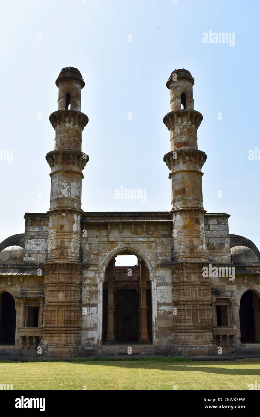 Kevda Masjid with two minarets, built in stone and carvings details of architecture, an Islamic monument was built by Sultan Mahmud Begada 15th - 16th Stock Photo