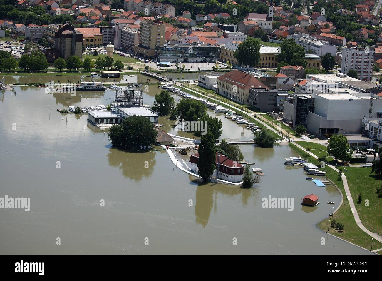 14.06.2013: Vukovar - The peak of the Danube flood-wave came to east Croatia when the level of the water reached 7.72 metres, which was the second highest record since the river water measurement was introduced at that spot. Photo: Davor Javorovic/PIXSELL Stock Photo
