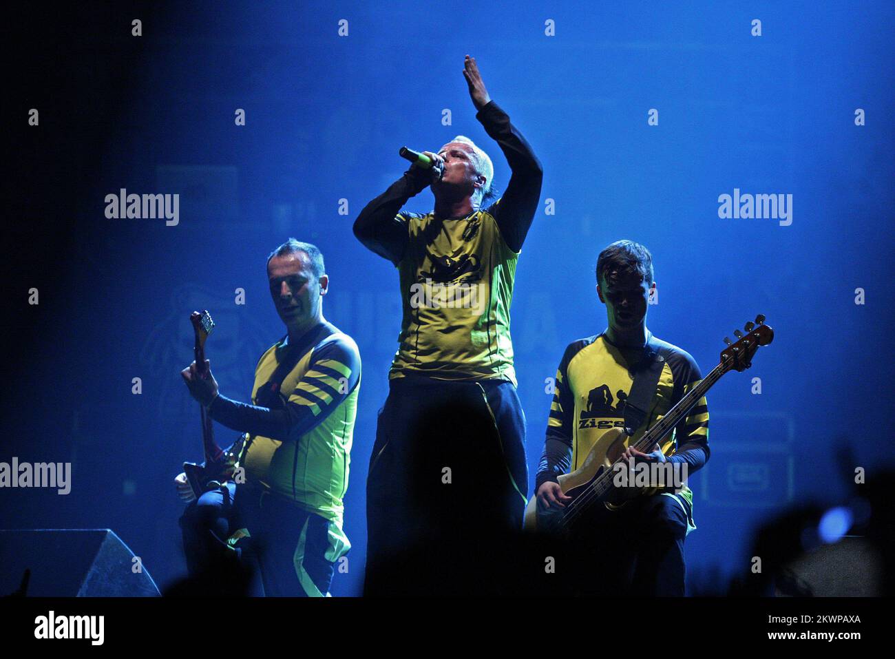 Bosnian band hi-res stock photography and images - Alamy