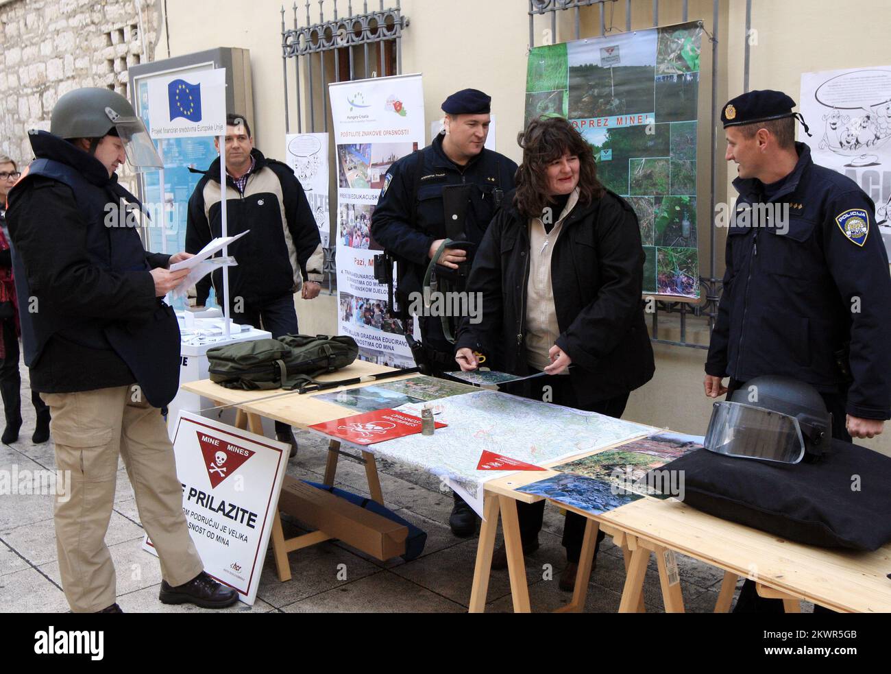 30.01.2014., Croatia, Sibenik - Representatives of the Ministry of Interior and HRC in the campaign Less weapons less tragedy showed the dangerous mines and explosive ordnance which has a large number of field Sibenik hinterland. Besides the members of the HRC and the Ministry of Internal Affairs and attended by the Chief of Police Ivica Kostanic and Drazen Simunovic, chief of the department for education and mine victim assistance. Photo: Dusko Jaramaz/PIXSELL Stock Photo