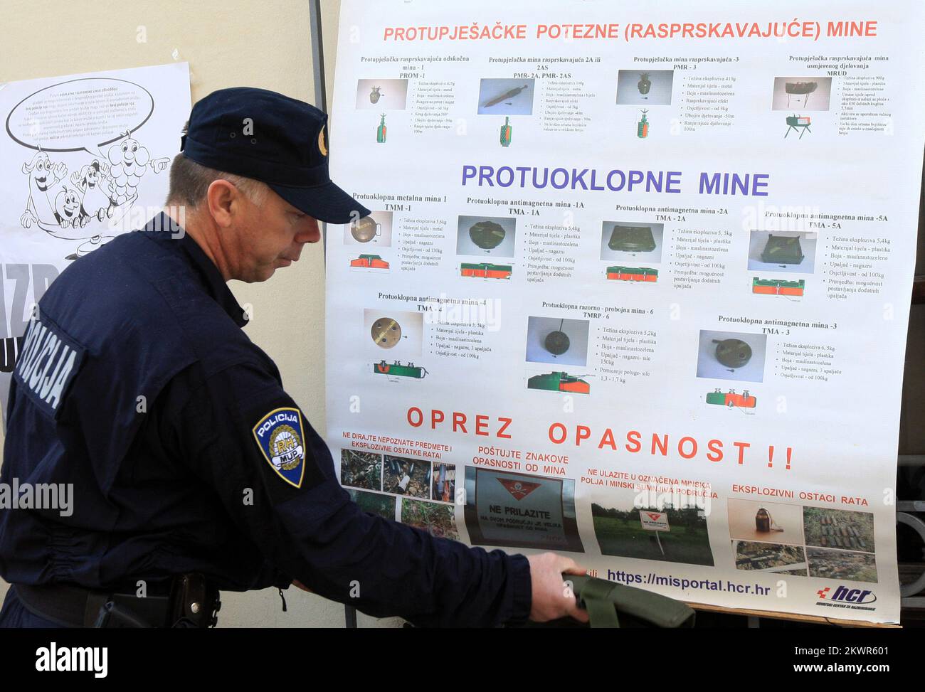 30.01.2014., Croatia, Sibenik - Representatives of the Ministry of Interior and HRC in the campaign Less weapons less tragedy showed the dangerous mines and explosive ordnance which has a large number of field Sibenik hinterland. Besides the members of the HRC and the Ministry of Internal Affairs and attended by the Chief of Police Ivica Kostanic and Drazen Simunovic, chief of the department for education and mine victim assistance. Photo: Dusko Jaramaz/PIXSELL Stock Photo