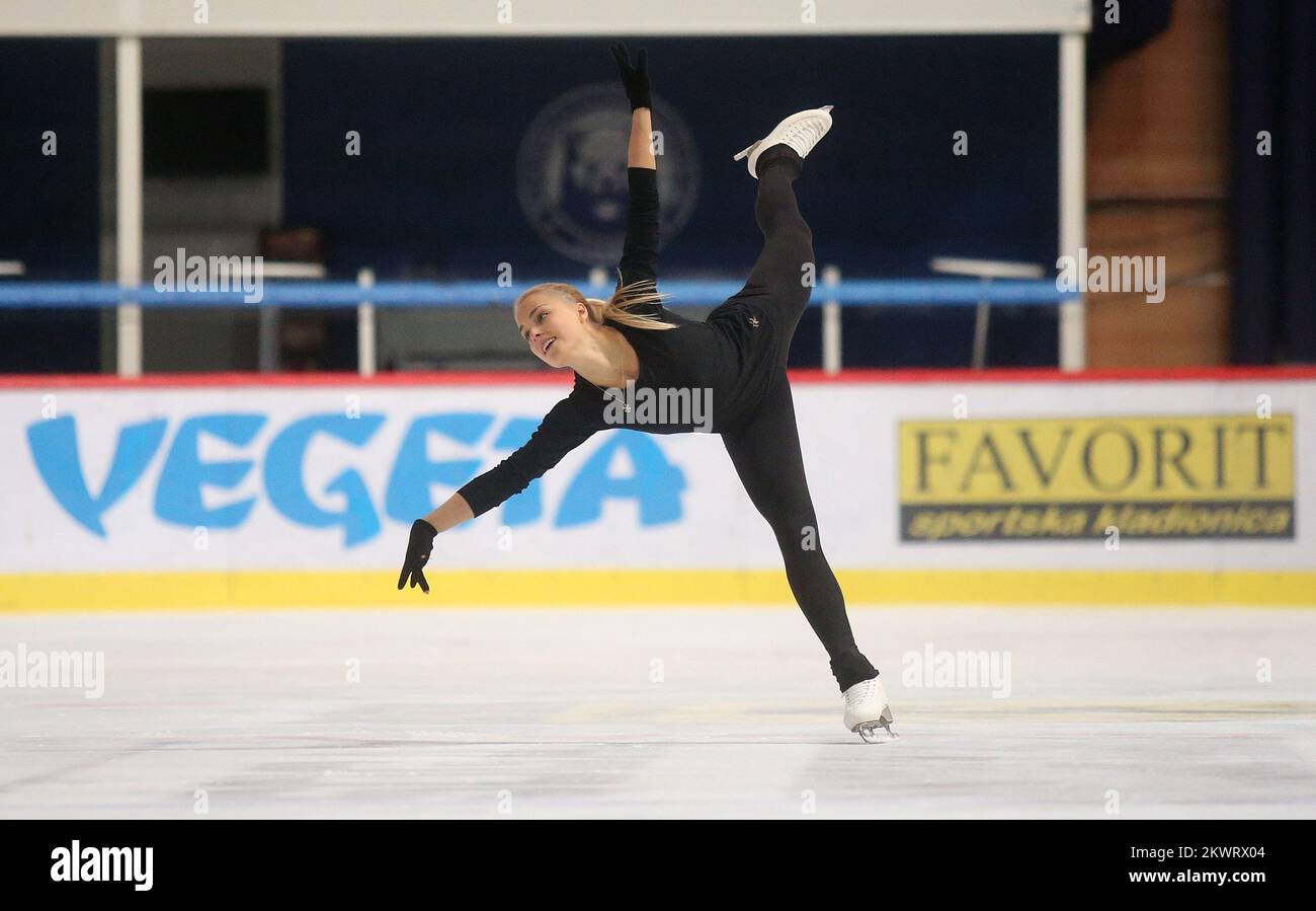 03-12-2014-zagreb-finnish-figure-skater-kiira-korpi-at-training