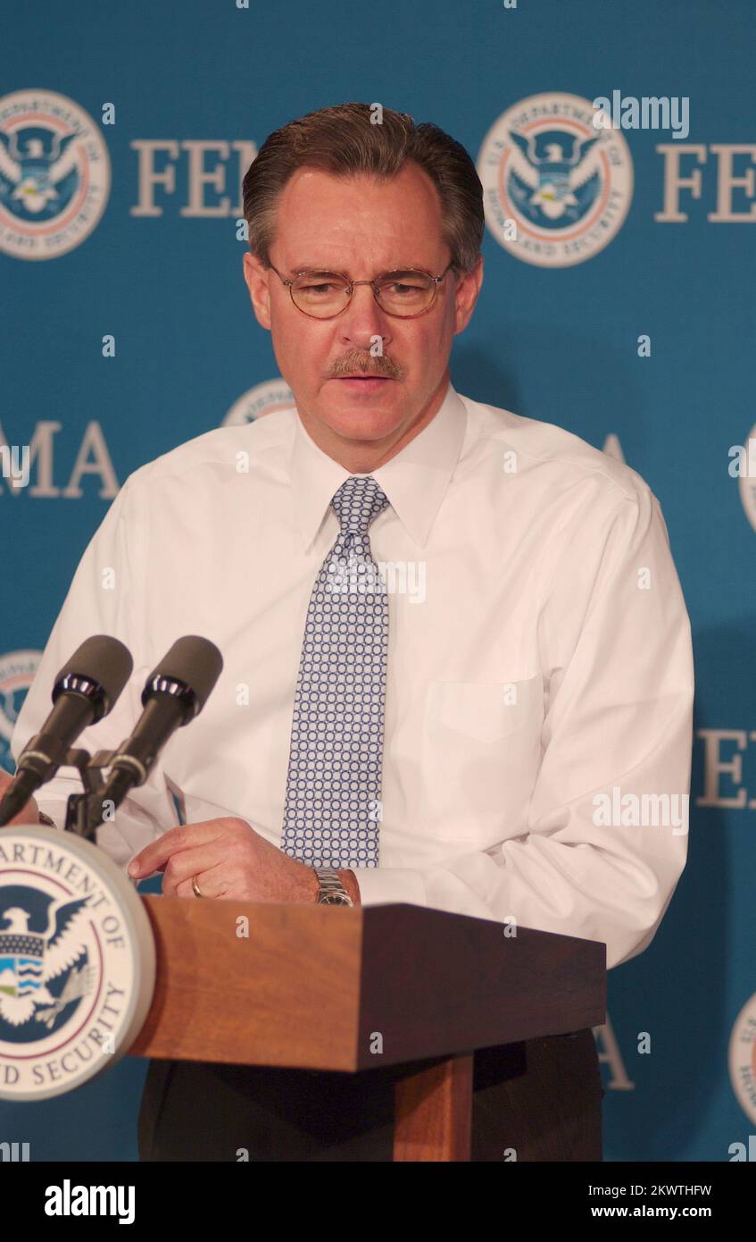 Hurricane Wilma,  Washington, DC, October 25, 2005   R. David Paulison, the Acting Director of FEMA, reports on the landfall of hurricane Rita in Florida and outlines FEMA's response operation in partnership with the state. Bill Koplitz/FEMA.. Photographs Relating to Disasters and Emergency Management Programs, Activities, and Officials Stock Photo