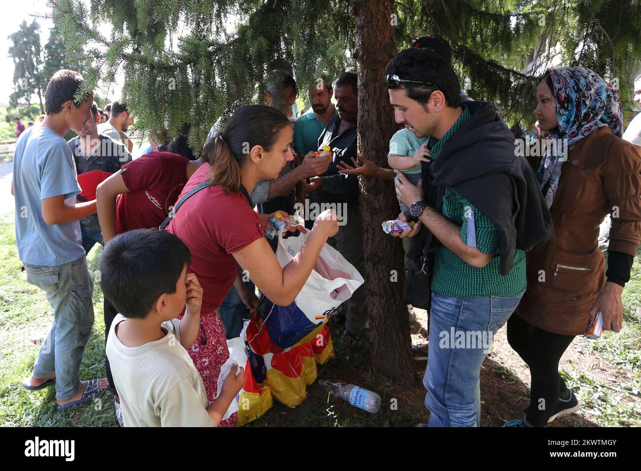 18.09.2015., Croatia, Zagreb - Train with refugees from Tovarnik ...