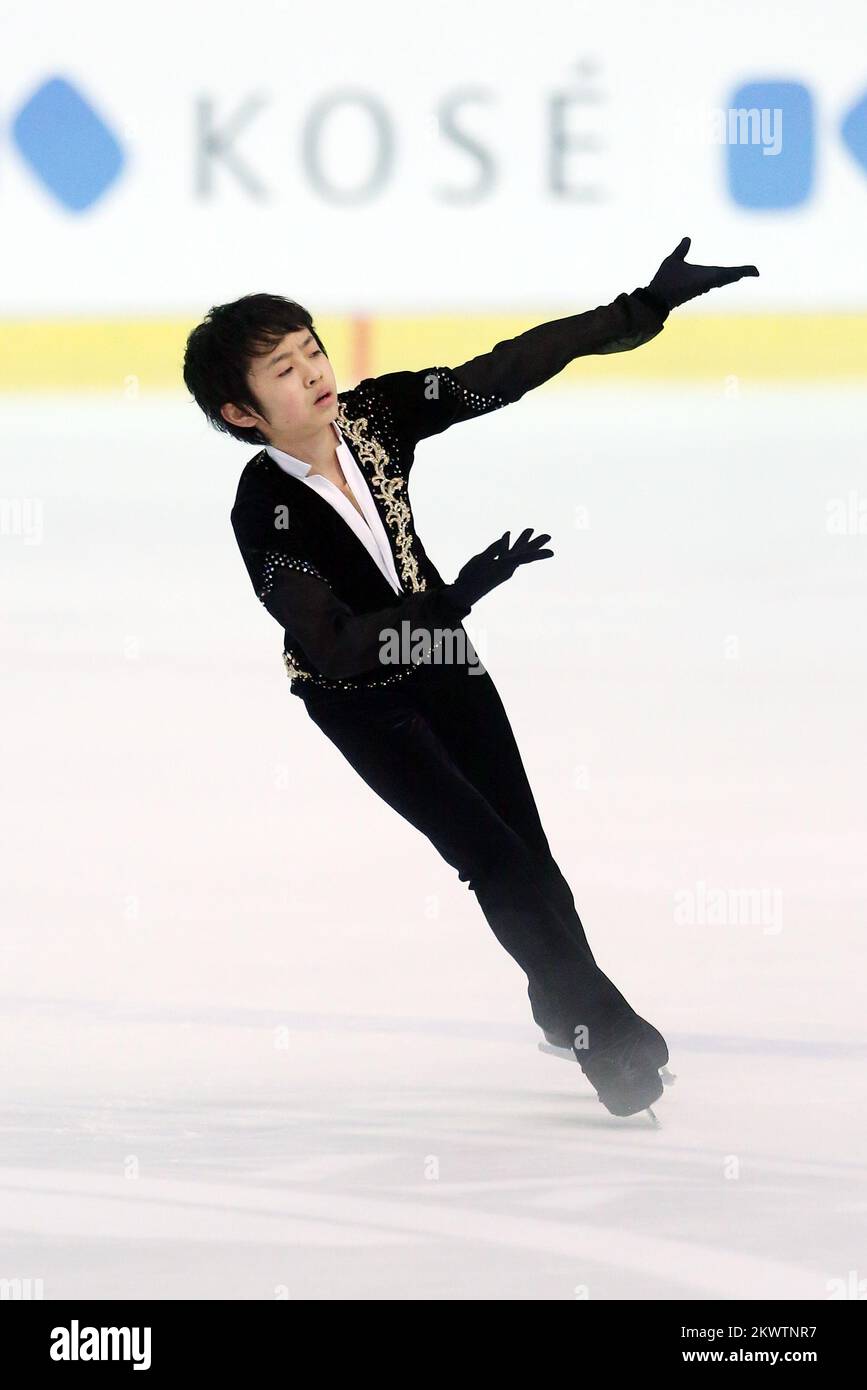 World Junior Grand Prix figure skating . Men short program , Koshiro